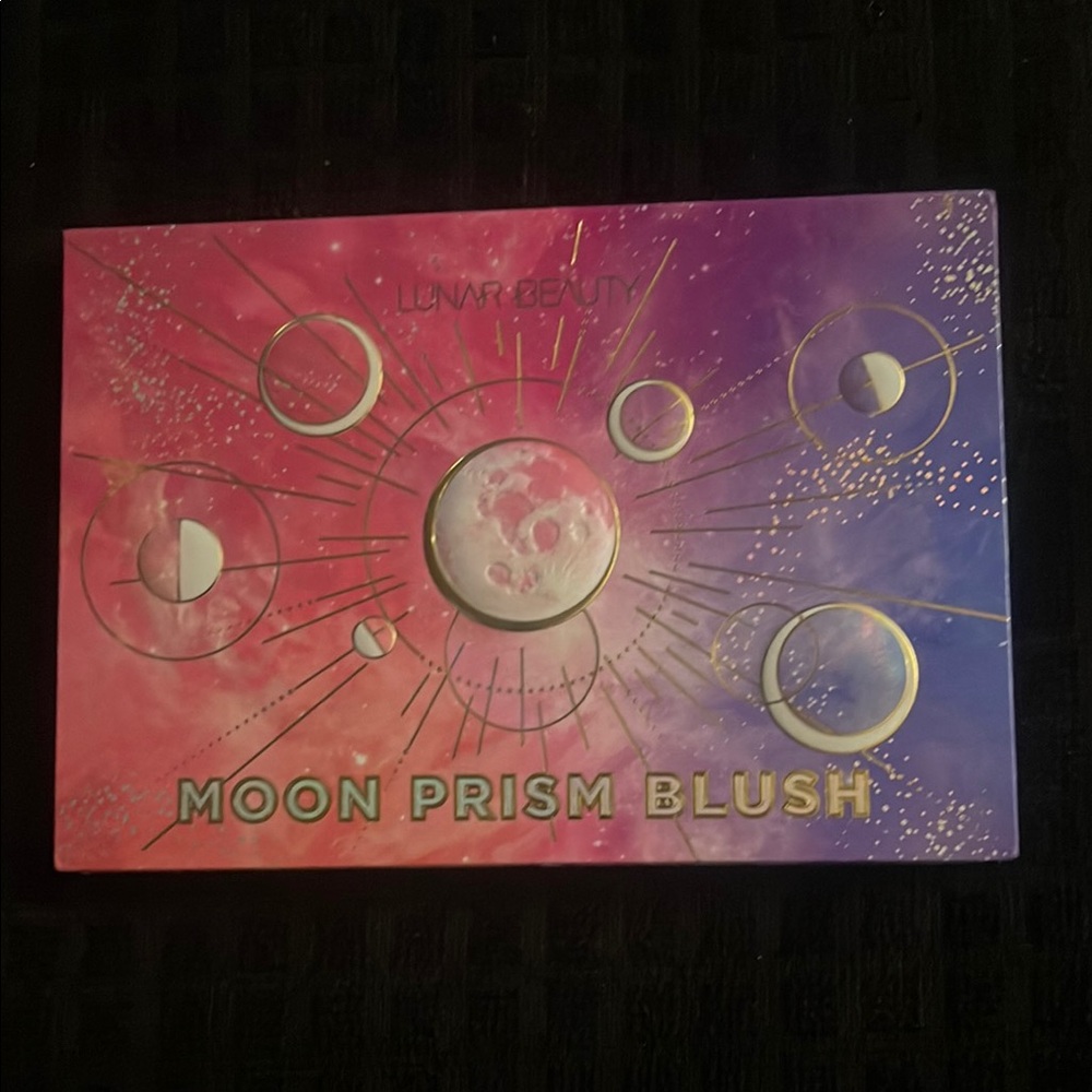 Lunar Beauty Moon Prism Blush Palette